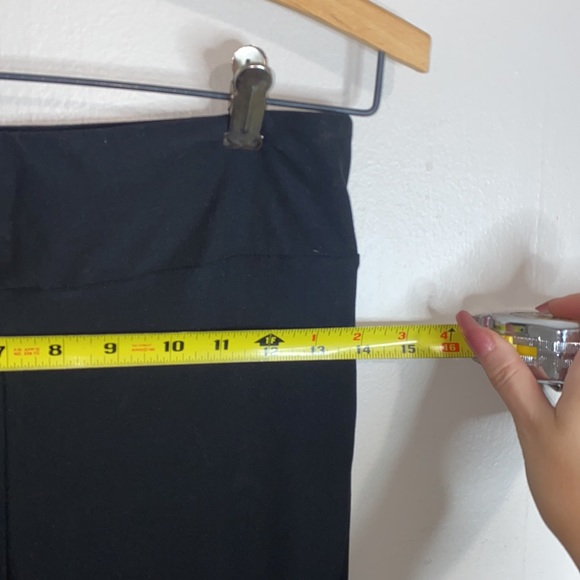 🦋Black Butter Flare leggings! - Picture 5 of 6